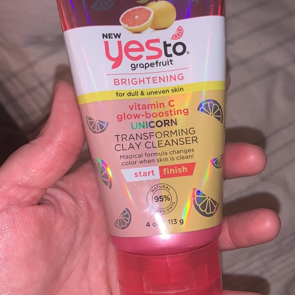 Say Yes to Tomatoes skin care 4-piece bundle - Picture 12 of 13